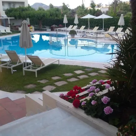 Melina Aparthotel