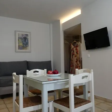 Melina * Platanias (Crete)