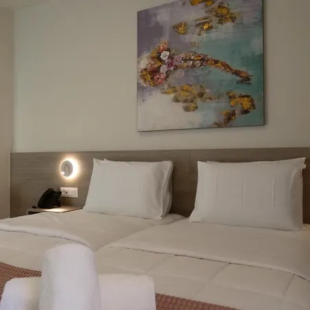 Melina Aparthotel